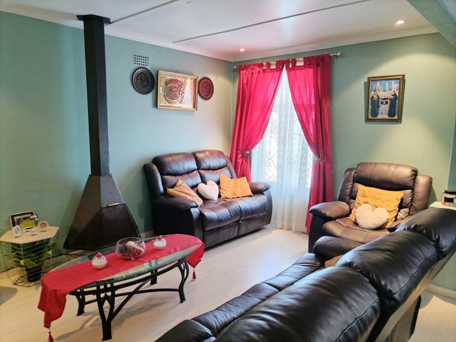 3 Bedroom Property for Sale in Colorado Park Western Cape